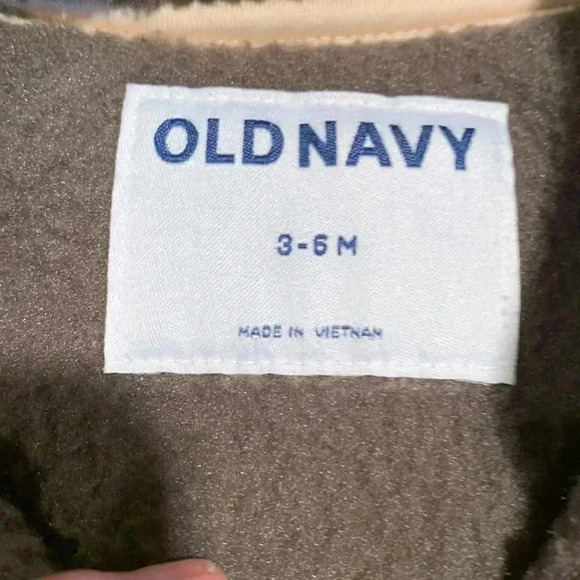 Old Navy fleece & fabric cool weather jacket w easy grab zipper and Ivory trim - Picture 3 of 6